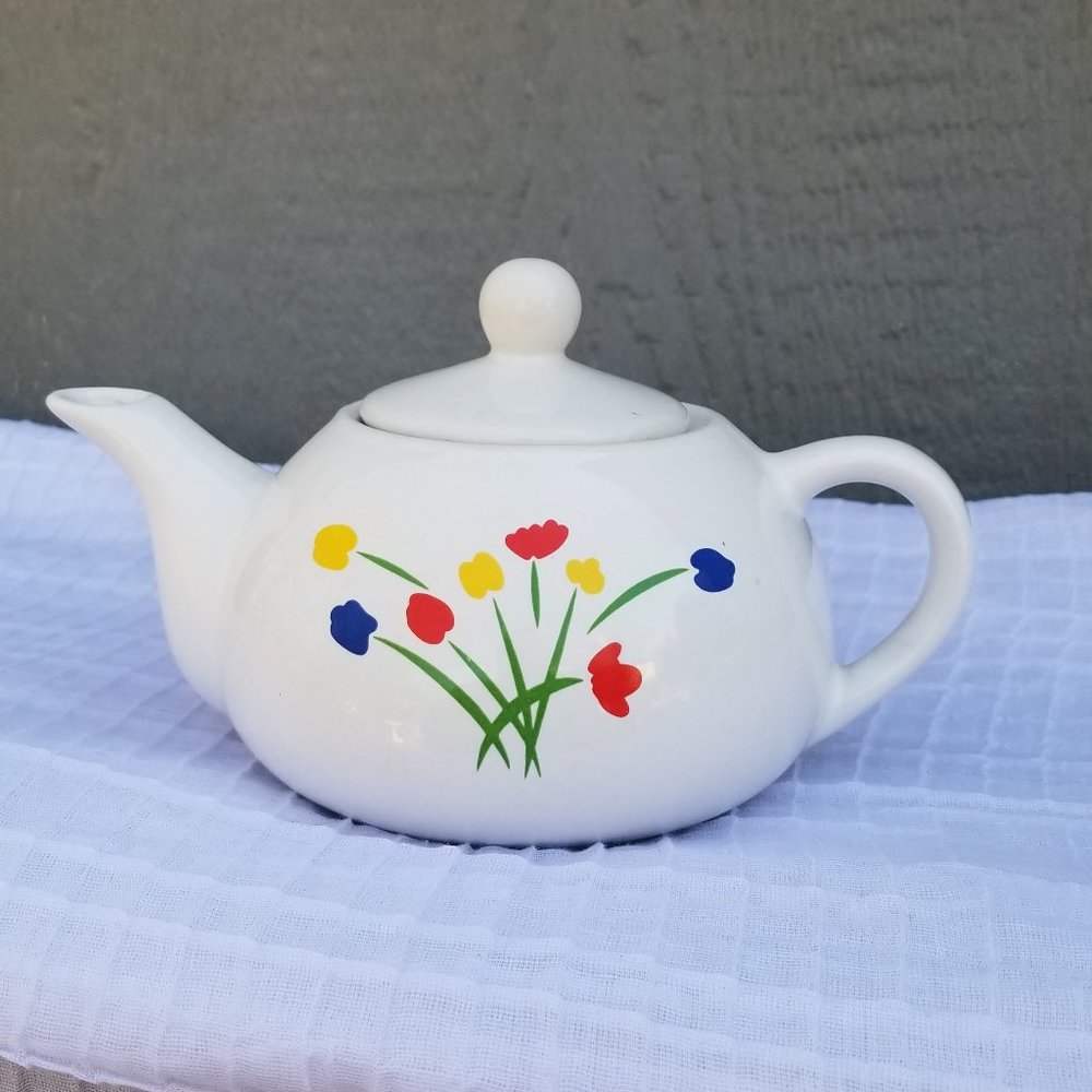 Vintage primary colors tulip tea pot